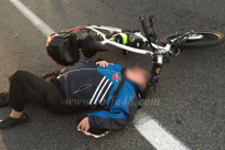  بالصور: اصابة متوسطة لسائق دراجة هوائية بحادث قرب الرملة